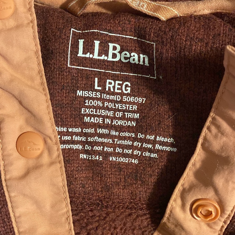 L.L Bean pullover - Picture 3 of 3